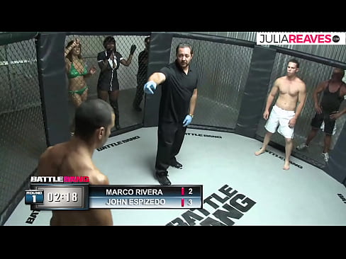 ❤️ Ultimate Fighter-ek zenbakizko neska bat izorratzen du ringean borroka baten ondoren ❤ Sexua gugan